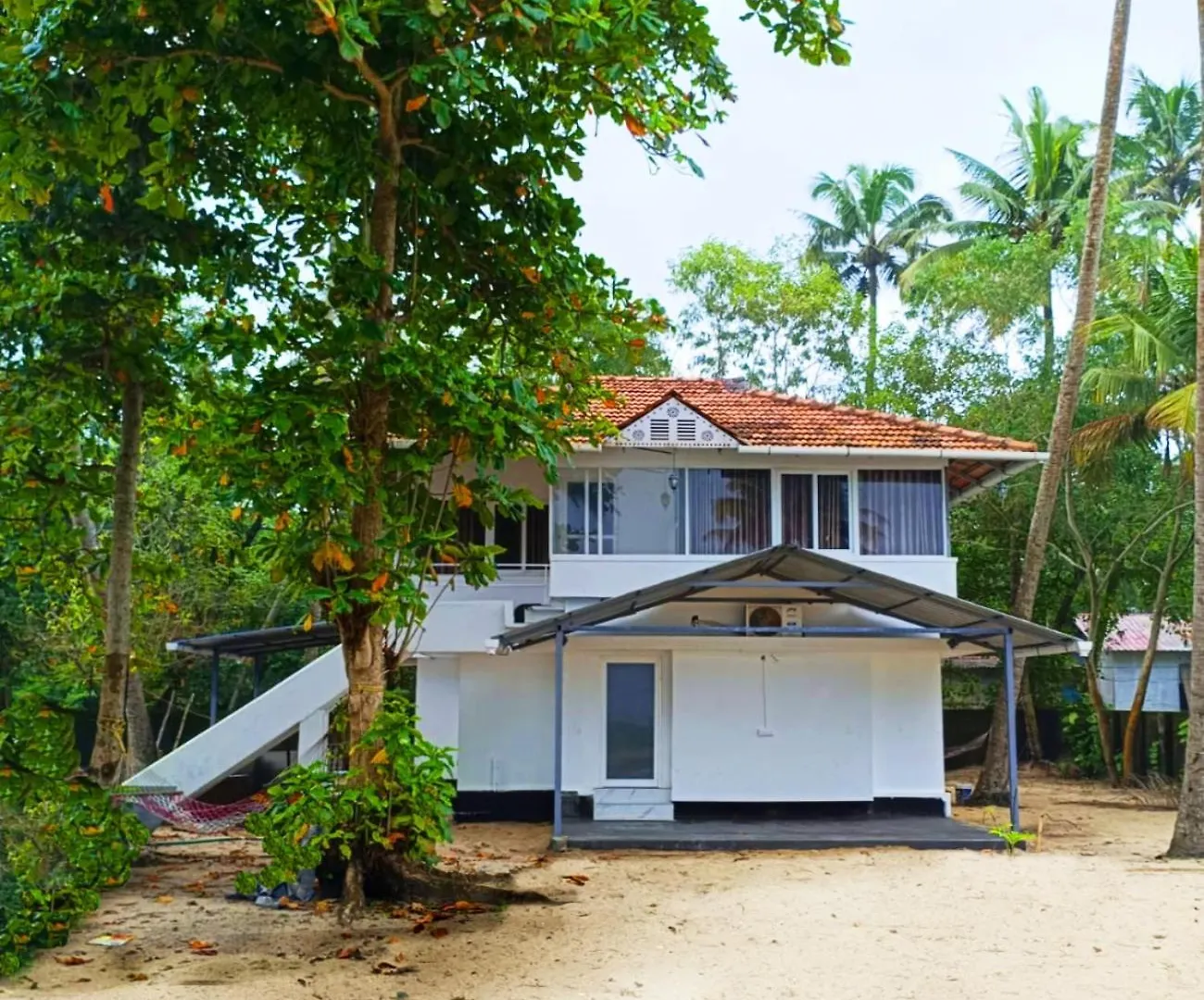 Marari Coco Villa Mararikulam